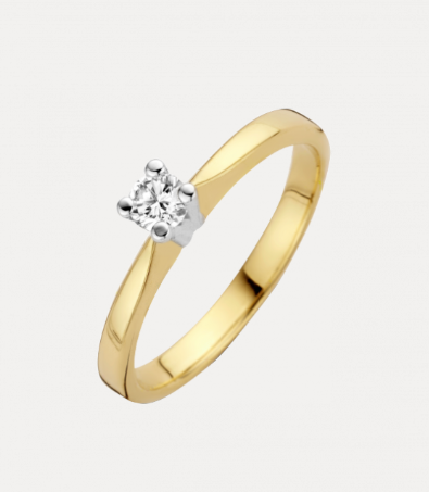 14 KARAAT GEEL- MET WITGOUDEN SOLITAIR RING MET DAARIN 1 BRILJANT VAN 0.25 CARAAT MODEL ETERNAL. Stijlvolle 14 karaats gouden ring, model ETERNAL, bevat een schitterende briljant geslepen diamant in een tulp vormige zetting waarin de briljant extra mooi schittert. Model ETERNAL is geschikt voor elke hand en perfect voor iedere gelegenheid. Fantastisch te combineren met de CLASSICO hanger model 405 en oorsieraden model 951.